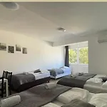 Mira *