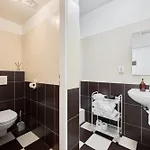 Mira Апартаменты Прага