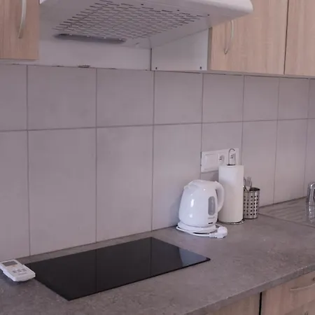 Mira Prag