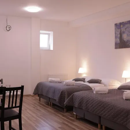 Mira Lejlighed Prag
